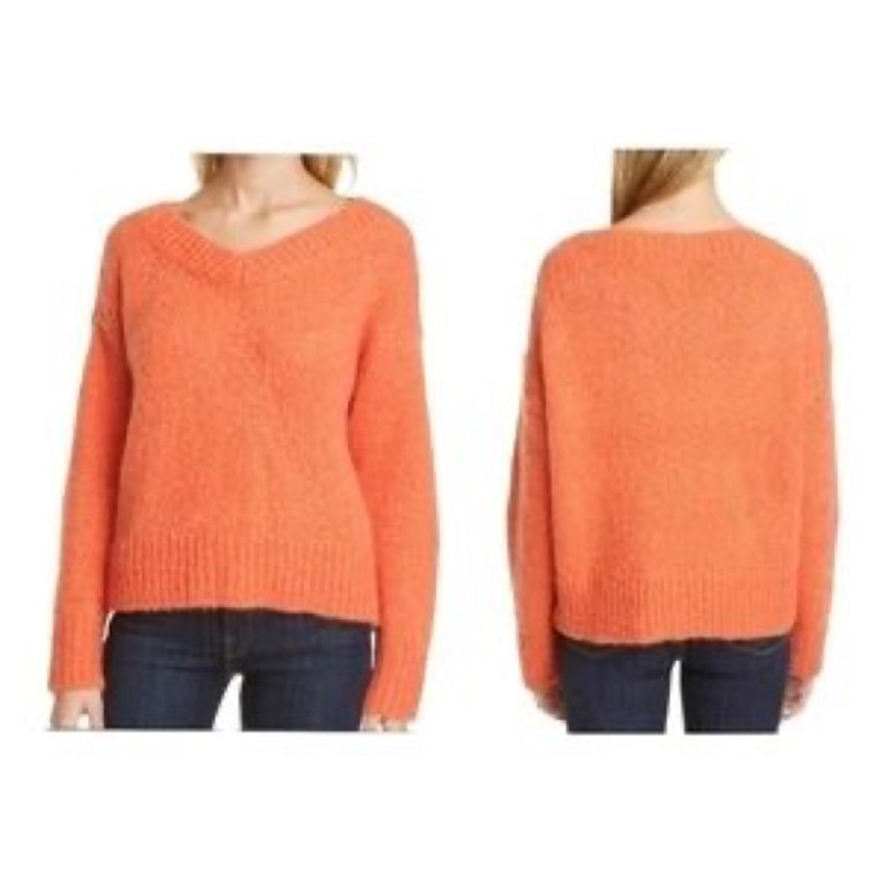 NWT Club Monaco Women's Teenie Sweater made with Italian wool blend yarn